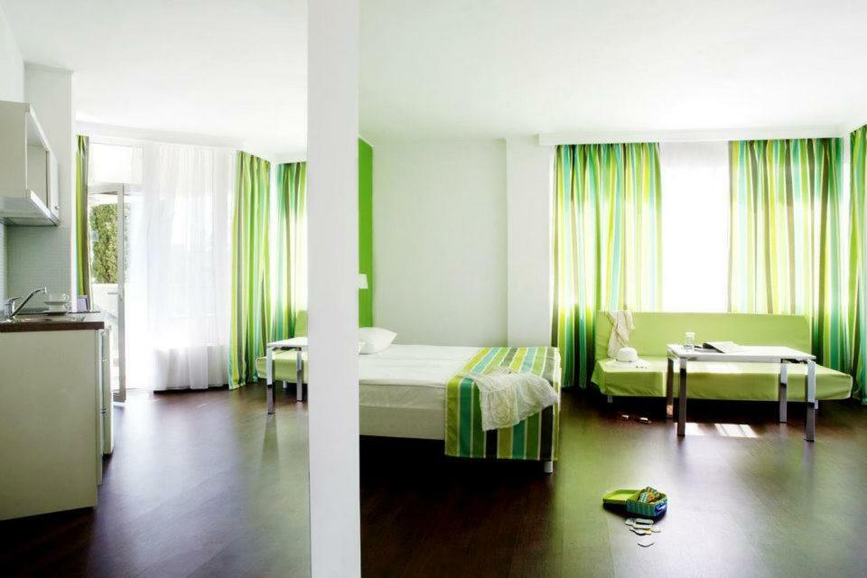 Green Park Hotel 골든샌드 외부 사진