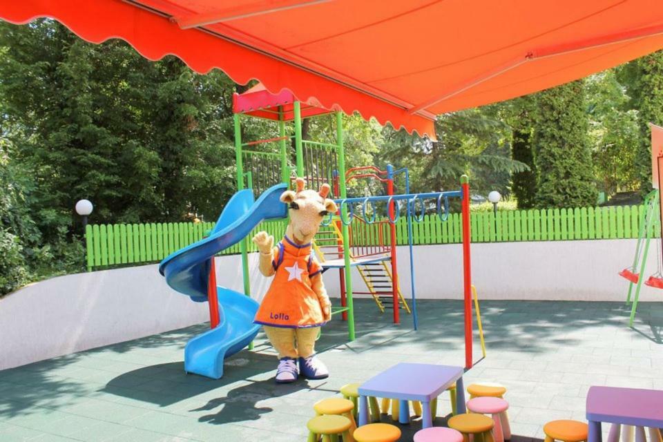 Green Park Hotel 골든샌드 외부 사진